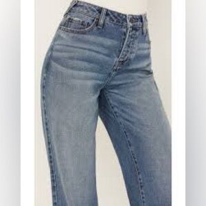 Women’s Cleo + Wolf Denim Jeans
